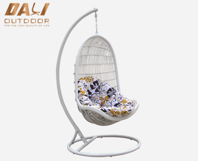 Egg Design ポータブル屋内籐パティオ スイング チェア